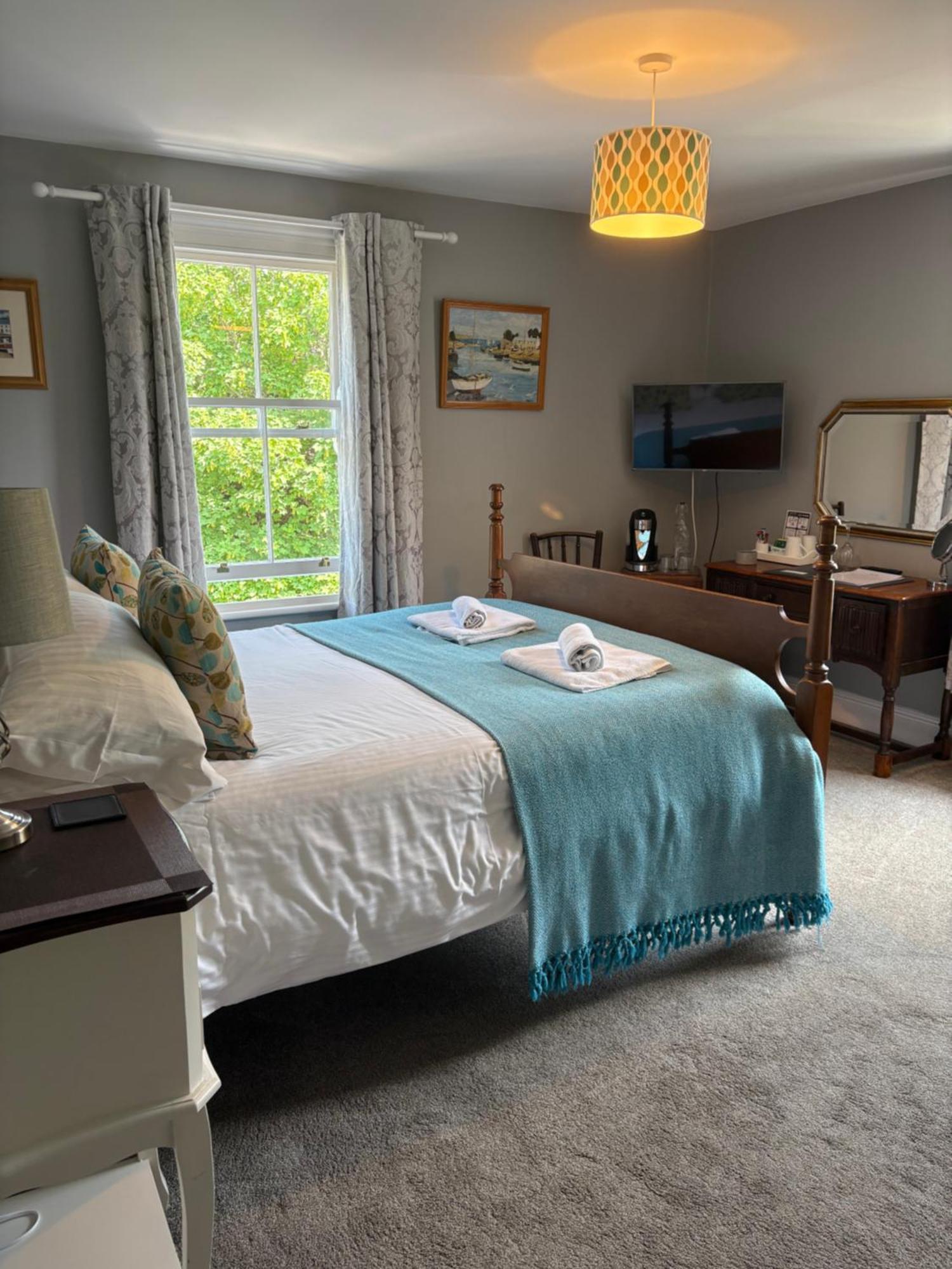 Bed & Breakfast Holbein House