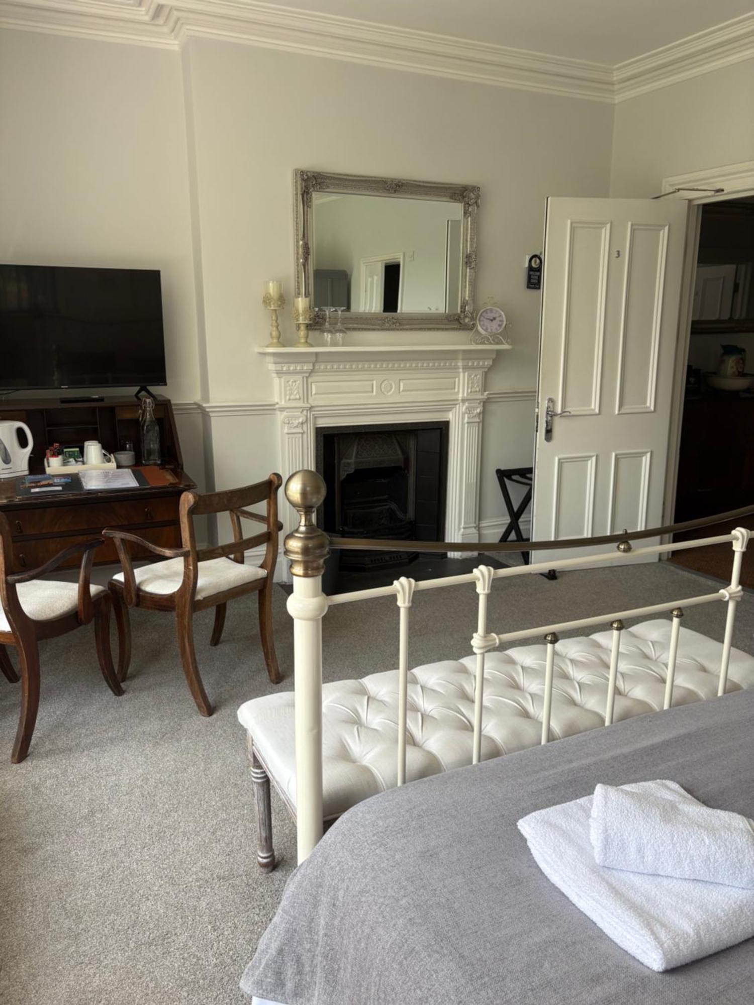 Holbein House Bed & Breakfast