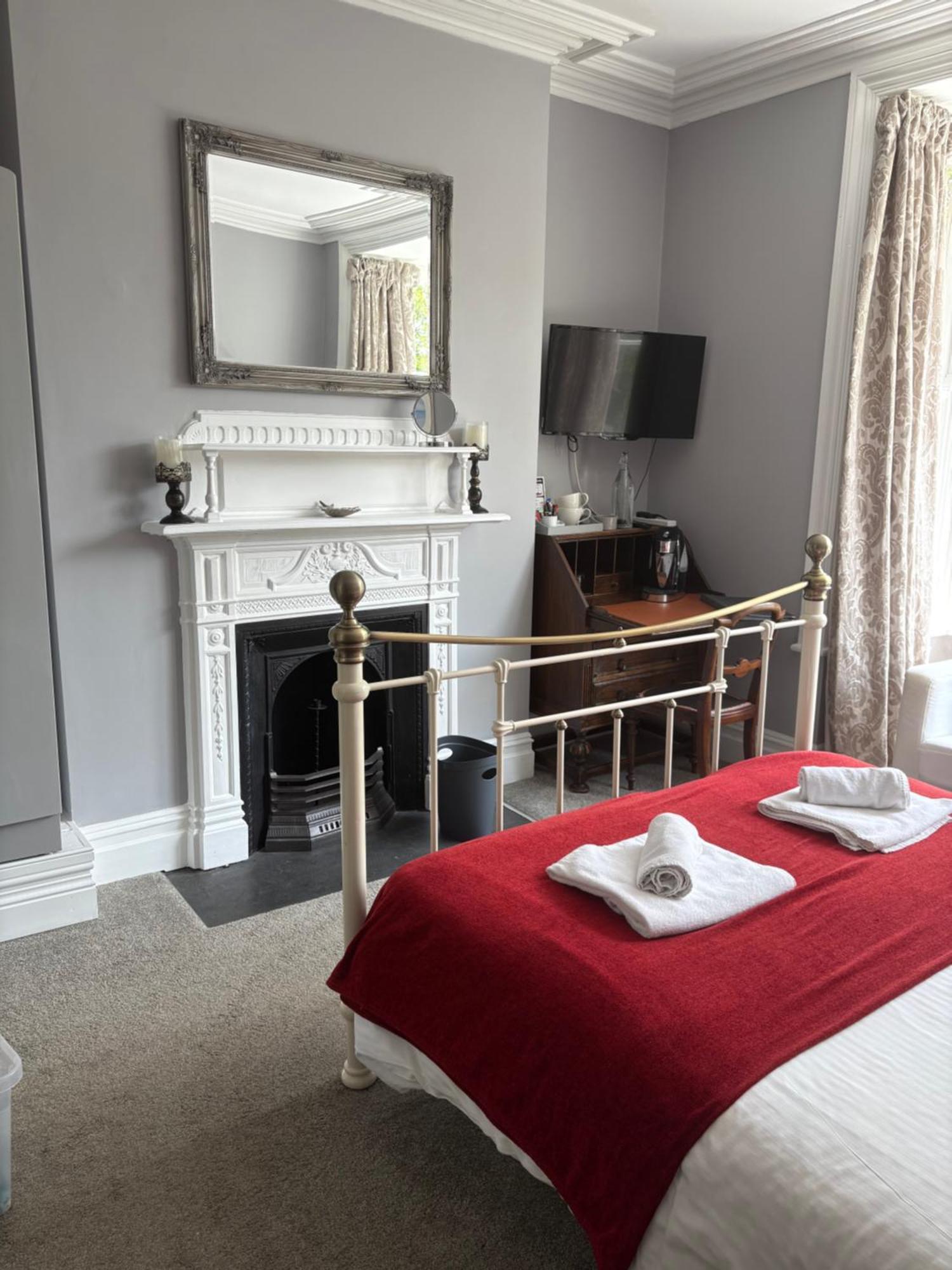 Holbein House Bed & Breakfast 3*
